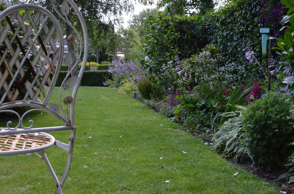 Bloemenhoeve Bed & Breakfast Birdaard Bagian luar foto